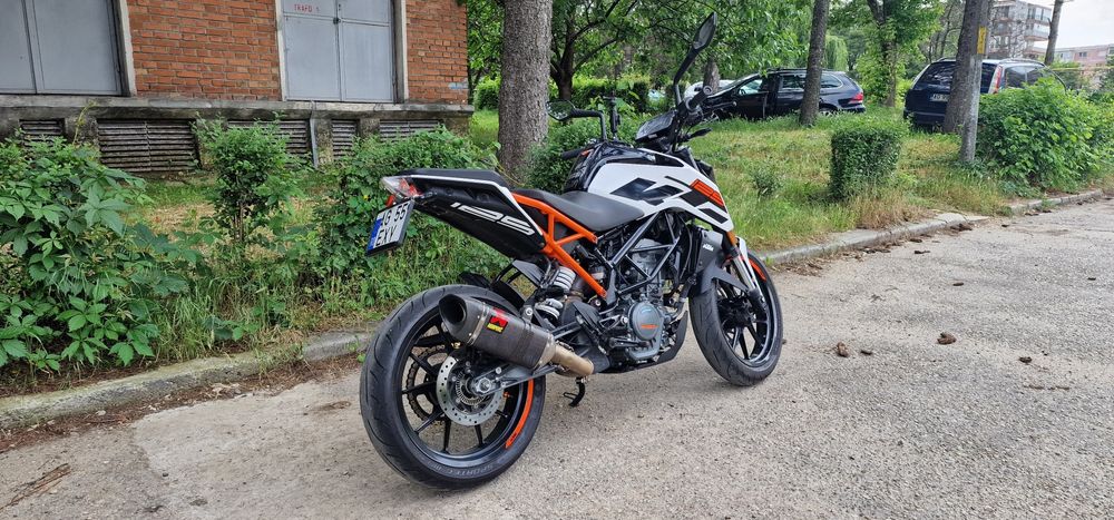 Vând KTM Duke 125