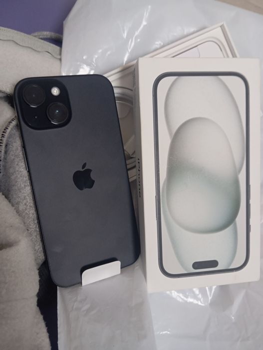 Срочно продам айфон 15