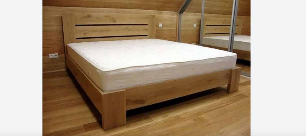 Кровать из дерева