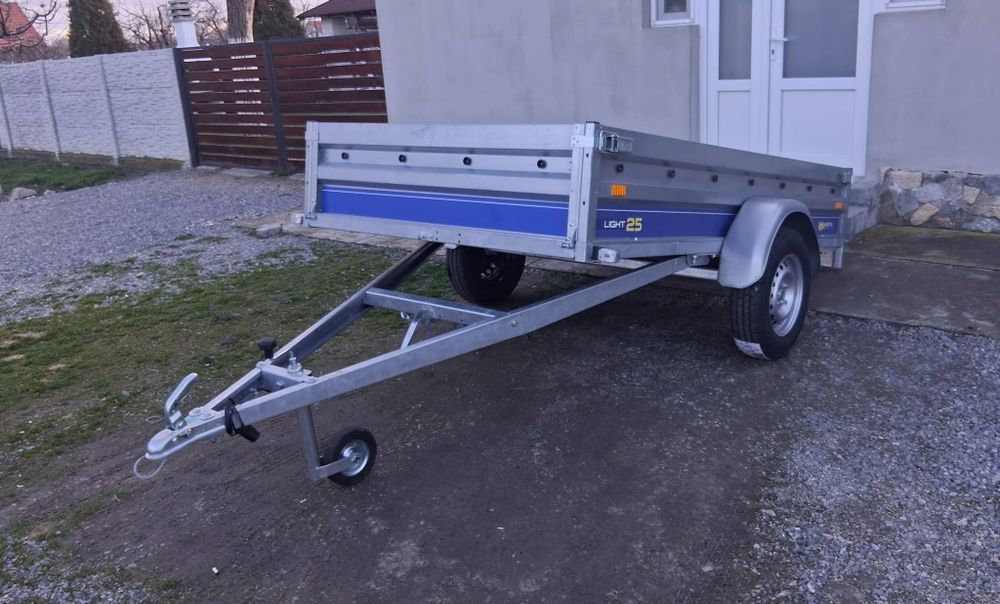 De Vânzare Remorcă Nou o AXĂ Cat B / CARTE INDENTITATE  RAR CIV 750 KG