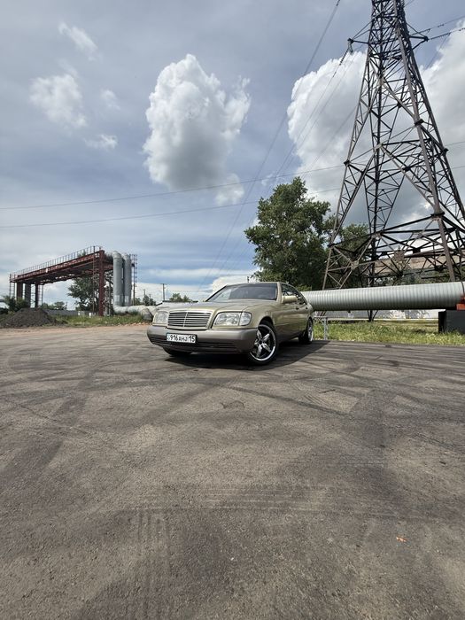 Mercedes-benz w140