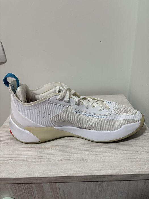 Маратонки Jordan Luka 1