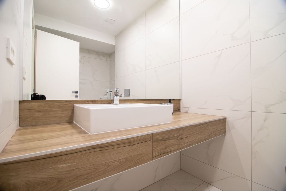 Inchiriez apartament 3 camere nou in Prima Urbana 3