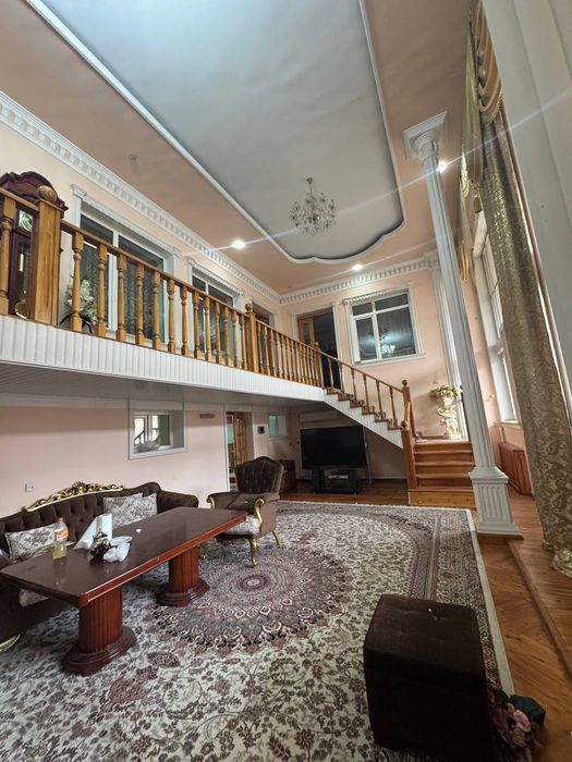 Не далеко от посольства США сдаётся Участок 12сото 12 комнат в аренду