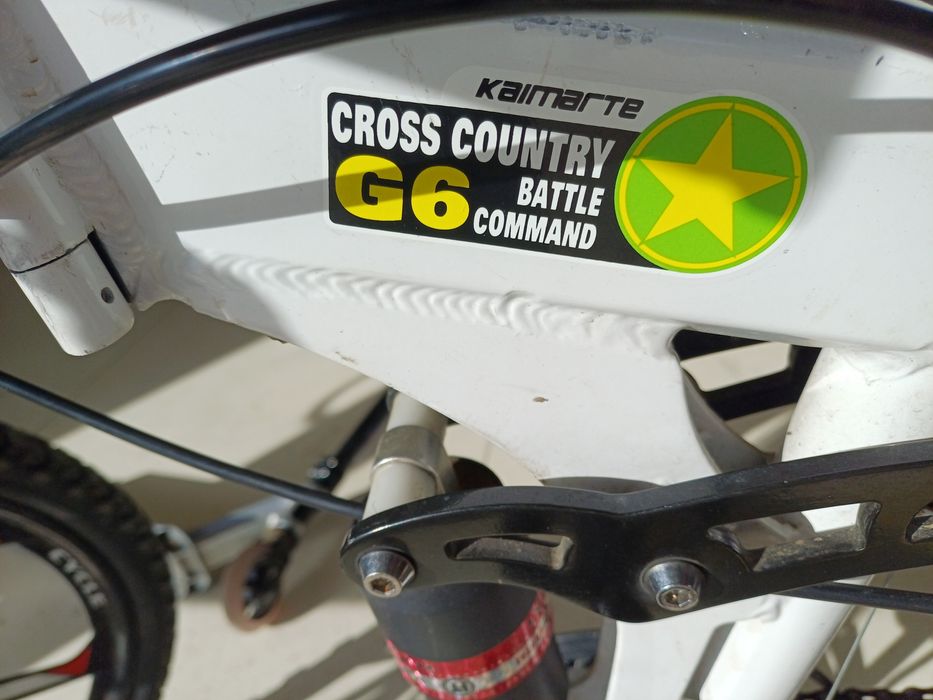 Bicicleta marca Kaimarte Cross Country G6 pliabila