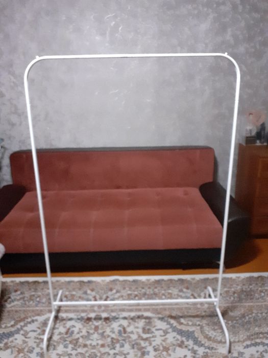 Напольная вешалка