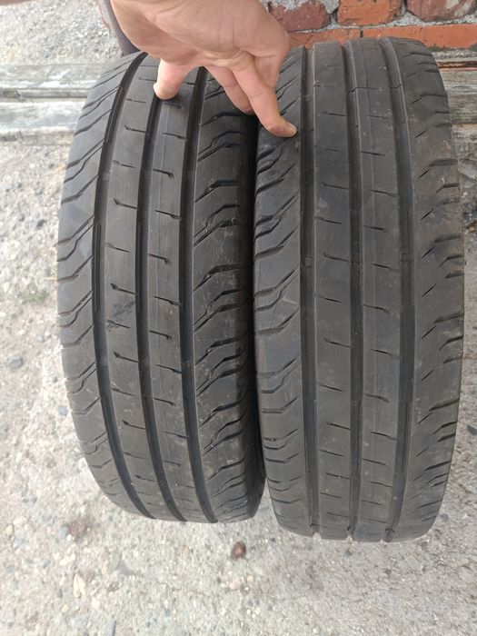 Continental 205/75/16C