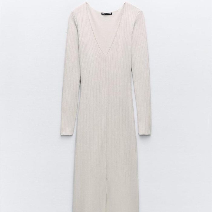 Rochie crem midi tricotata raiat cu slit in fata cre Zara marimea S