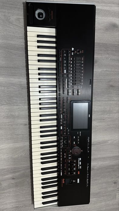 Vând Korg Pa4x 76 Impecabil
