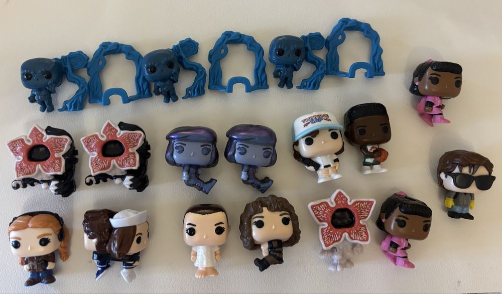 Stranger things kinder joy