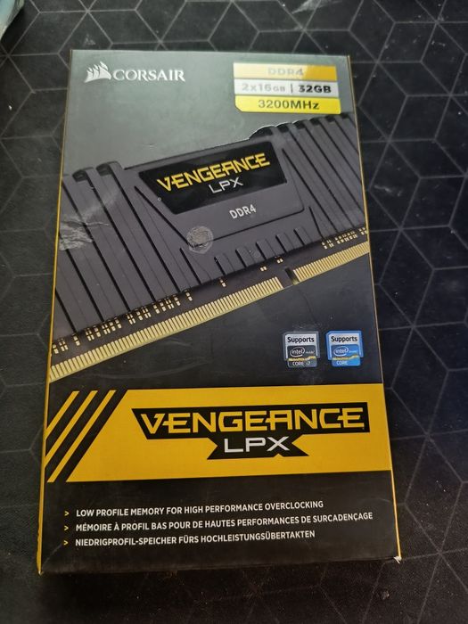 Corsair vengeance 32 gb 2×16