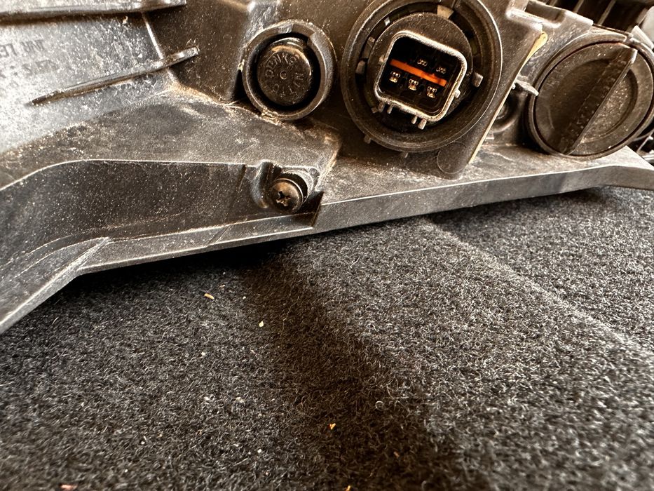 Hyundai Kona DRL десен като нов