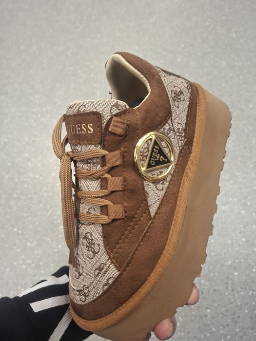 Gheata ugg calitate premium