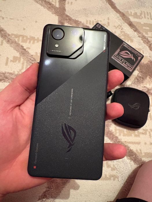 Asus rog phone 8 16/256g