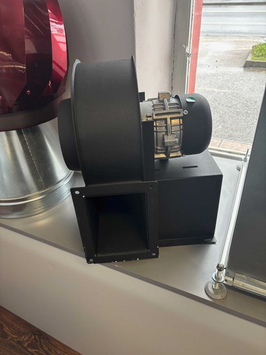 Вентилатори и вентилационна техника. Центробежен вентилатор за кухня