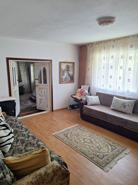 Casa de vanzare Crunti