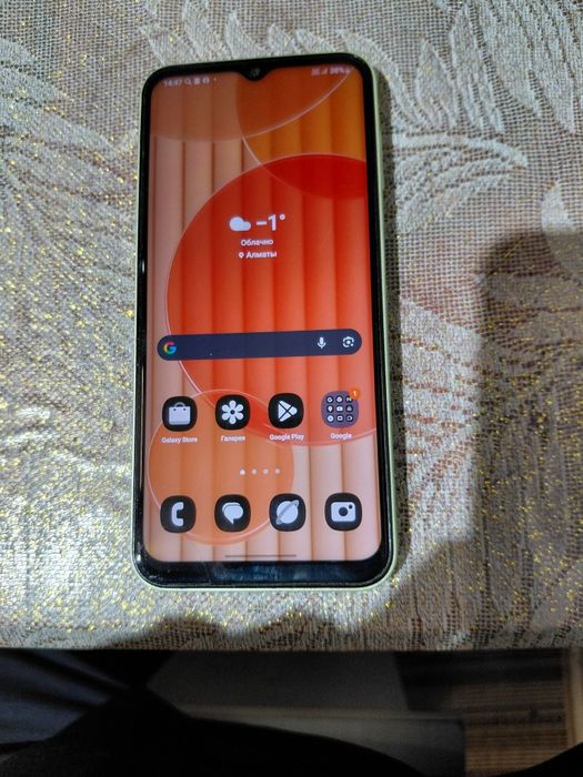 Samsung A54 .  Samsung A14