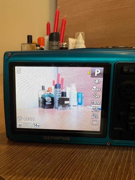 Устойчив фотоапарат Olympus Tough 14 Mp с подаръци