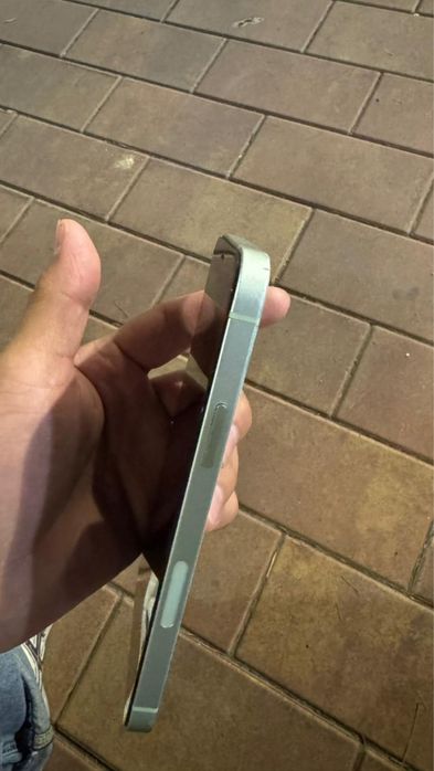 Iphone 12 телефон