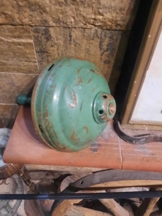 Стар пумпал от СОЦА