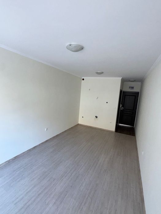 Продава се Едностаен апартамент в к.к. Слънчев бряг - 37 кв.м за 1800 €/кв.м - Снимка #1