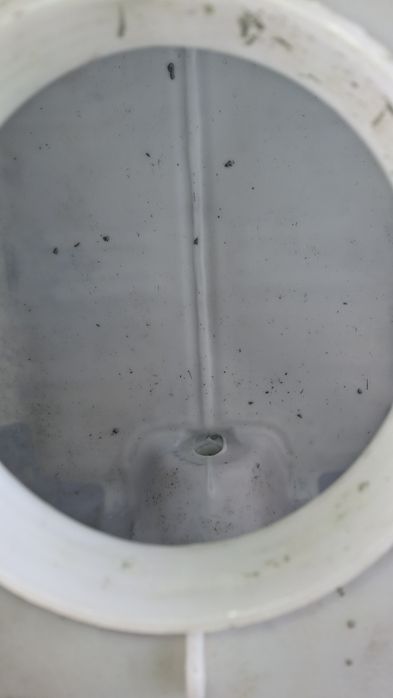 Evro bochka sotiladi 2 dona ichi tozza