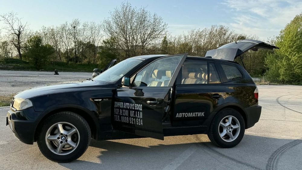 Продавам моето BMW x3 2004 година