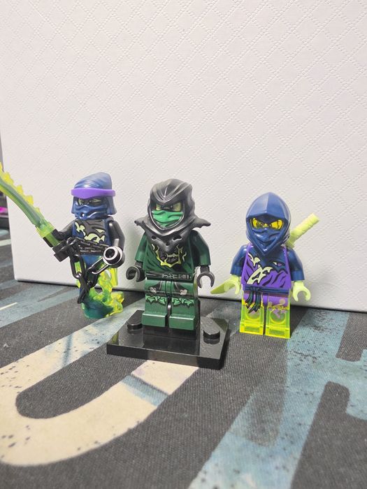 Possessed Lloyd + 2 minifigures ПОДАРЪК!!!