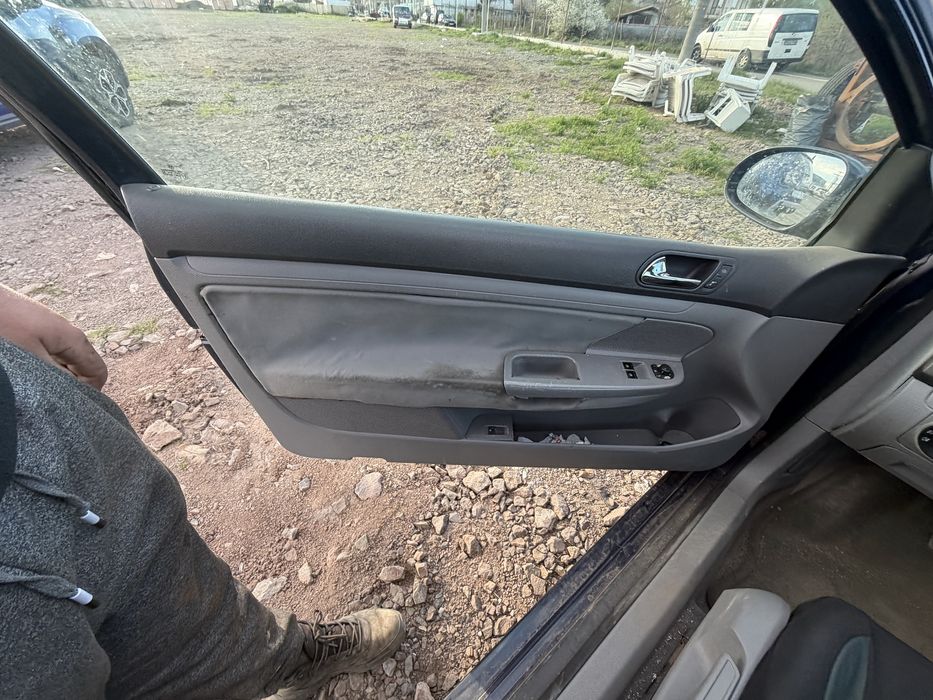 Golf 5 W 1.4 75hp 2004g на части