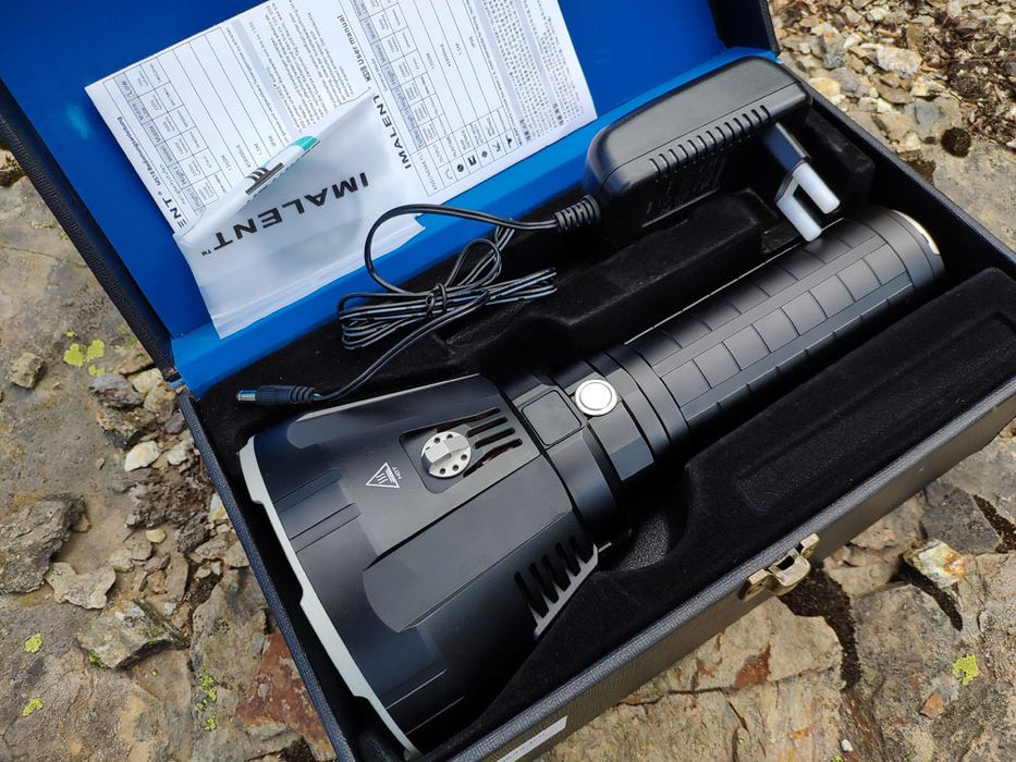 Imalent MS18 Lanterna Imalent  cu afisaj OLED, 1350 metri