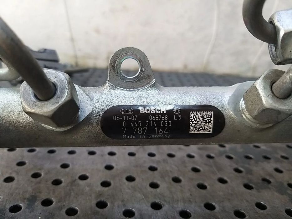 Rampa injectoare 2.0 d bmw seria 3 e90 0445214030 7787164