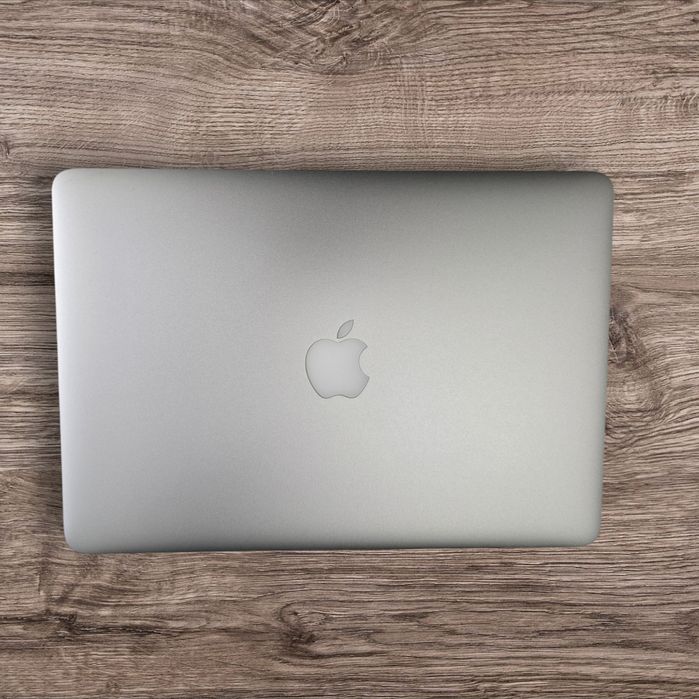 MacBook Air ( 13-inch, Early 2015 )