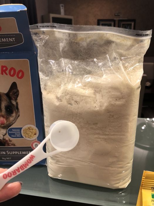 Захарна катерица храна,високо протеинова добавка Passwell Wombaroo.