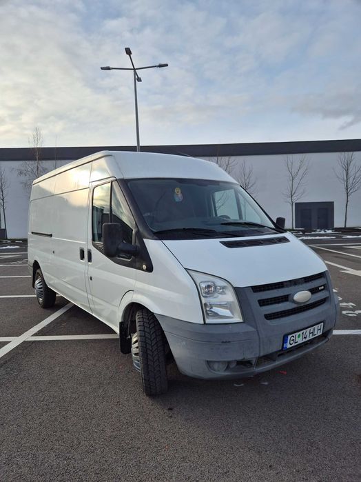 Inchiriez duba de inchiriat fără șofer mutări transport mobilă marfă