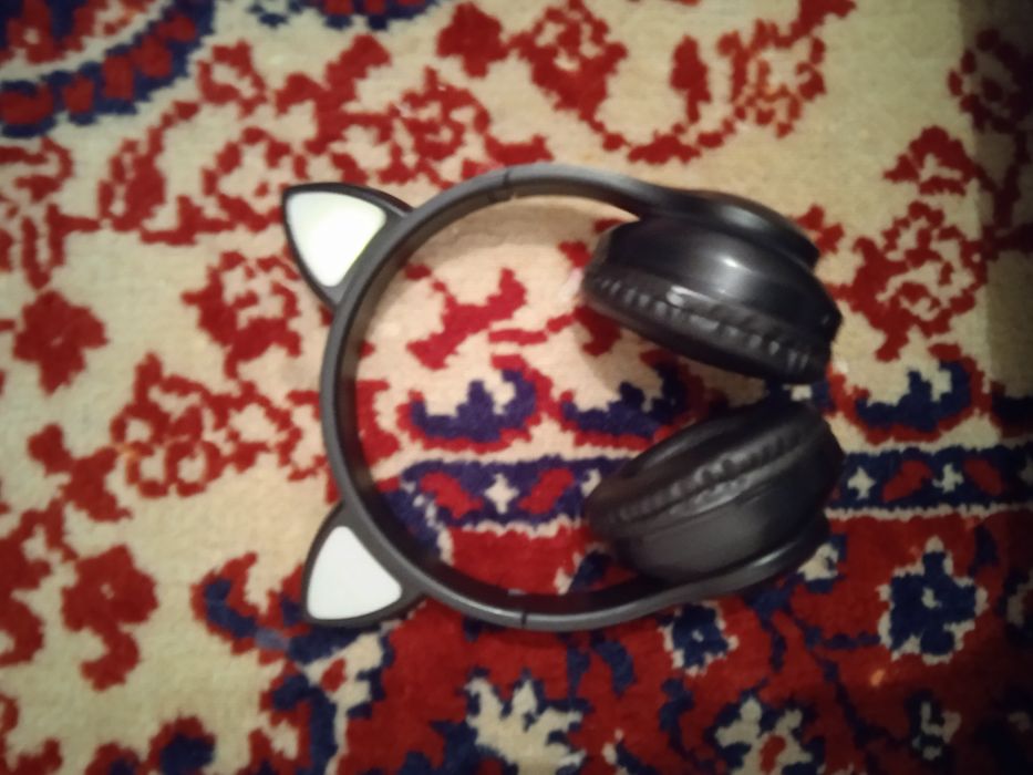 Продаётся наушники