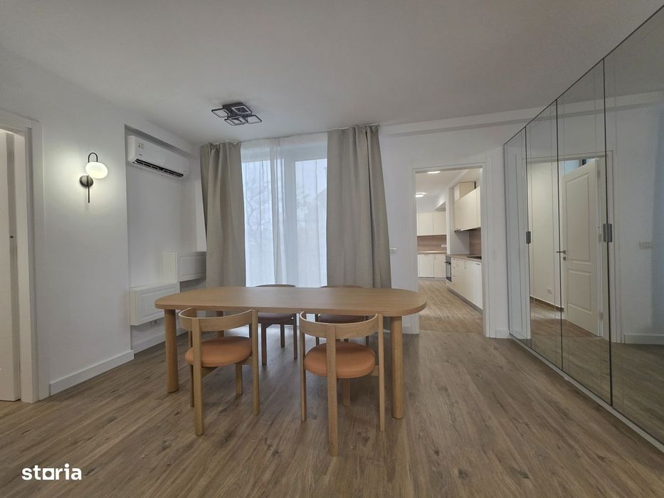 Penthouse spectaculos de închiriat – Universitate | Terasă panoramică
