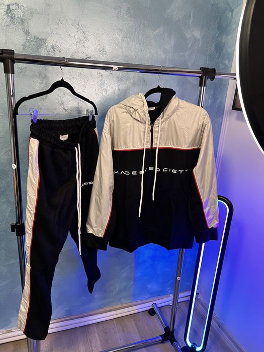 Trening Made By Society