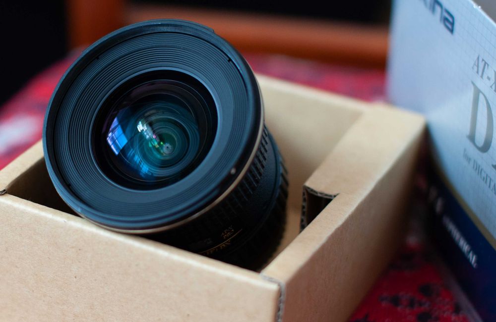 Vand 2 obiective (tokina si sigma) pentru Nikon, fara schimb!