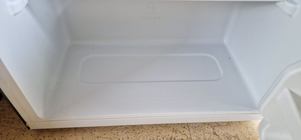 Mini Frigider Vortex