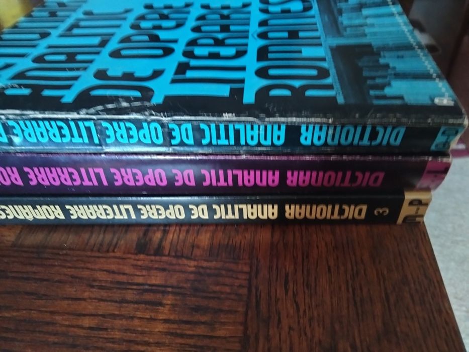 Dicționar analitic de opere literare românești