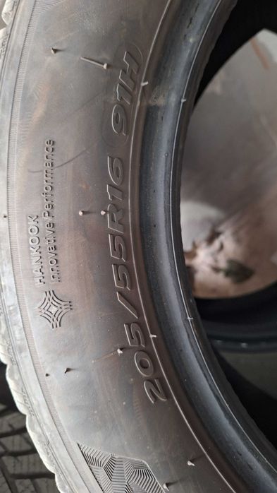 Продавам 4бр зимни гуми  Hankook  205/55/16