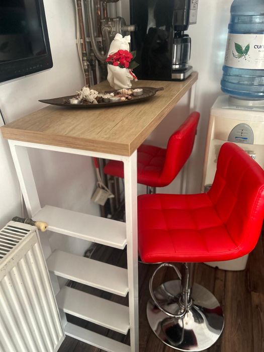 Masa pentru mini bar