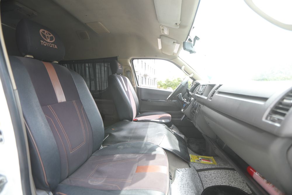 Toyota Haice 2013-yil Gaz benzin