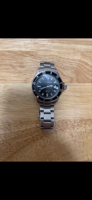 Часы Yves Camani