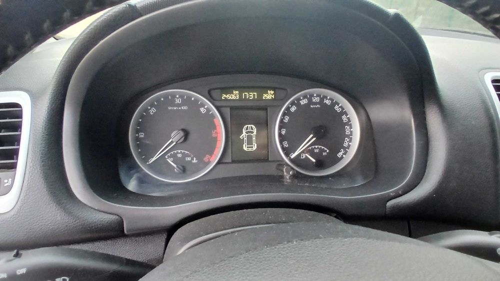 Skoda Fabia 1.4 TDI GreenLine – ECONOMICĂ + RAPORT CARVERTICAL!