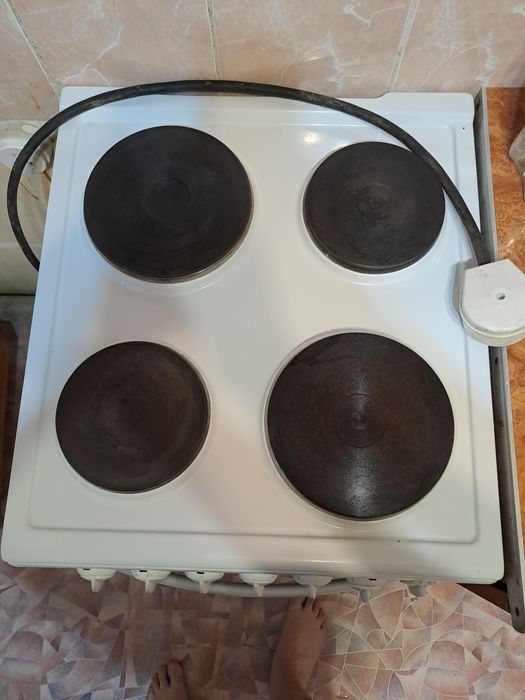 Электрическая плита