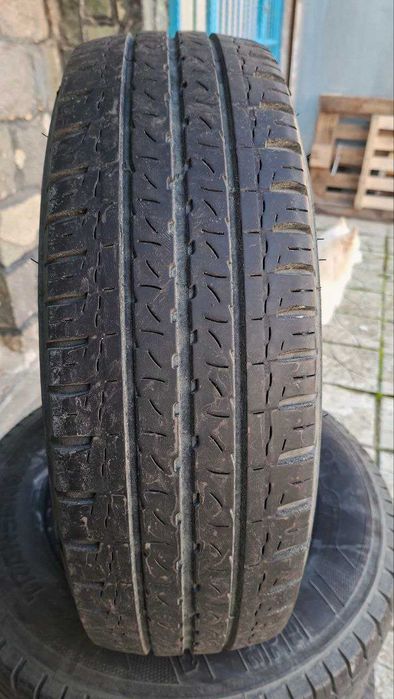 4бр Летни гуми за бус 215 70 15С — Kleber