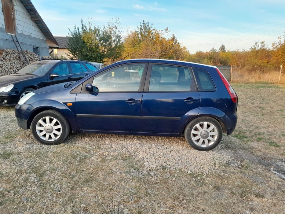 FORD Fiesta 2005 — imagine 2