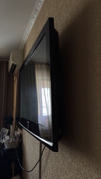 Продам телевизор