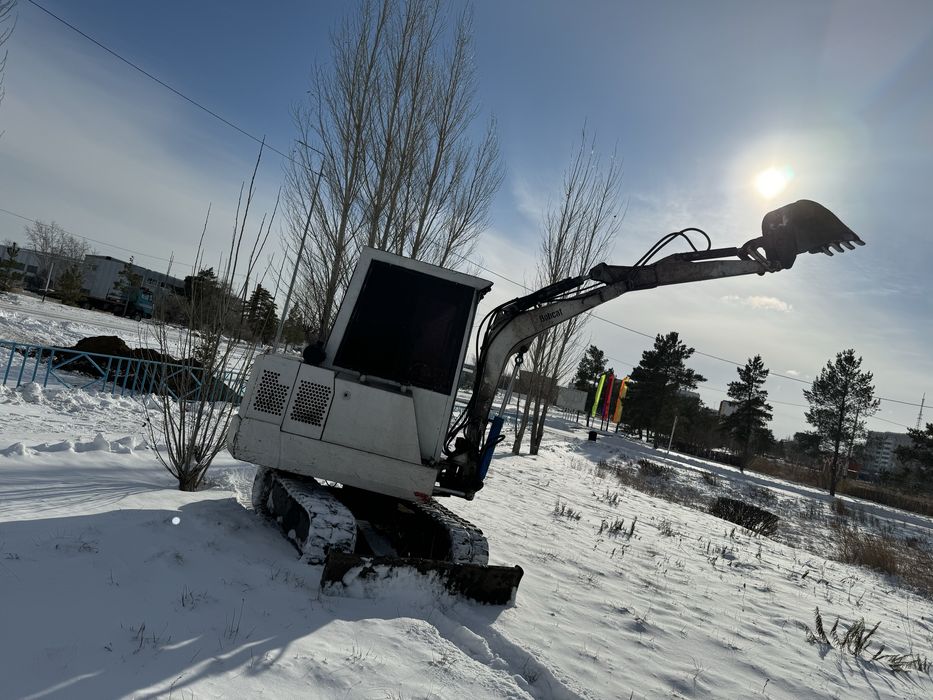 Продам эксковатор.